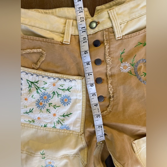 RARE!! Free People We The Free Y2K Yellow Patchwork Embroidered Crop Pant - Picture 14 of 16